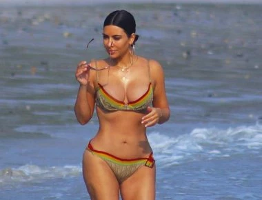 Η δημόσια έκκληση της Κιμ Καρντάσιαν: «Χρειάζομαι βοήθεια - Γέμισα ψωρίαση»